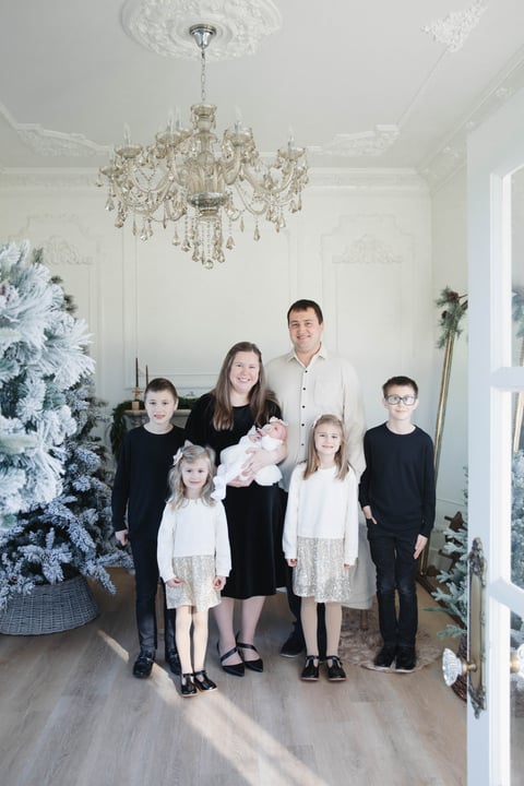 elegant holiday family photos